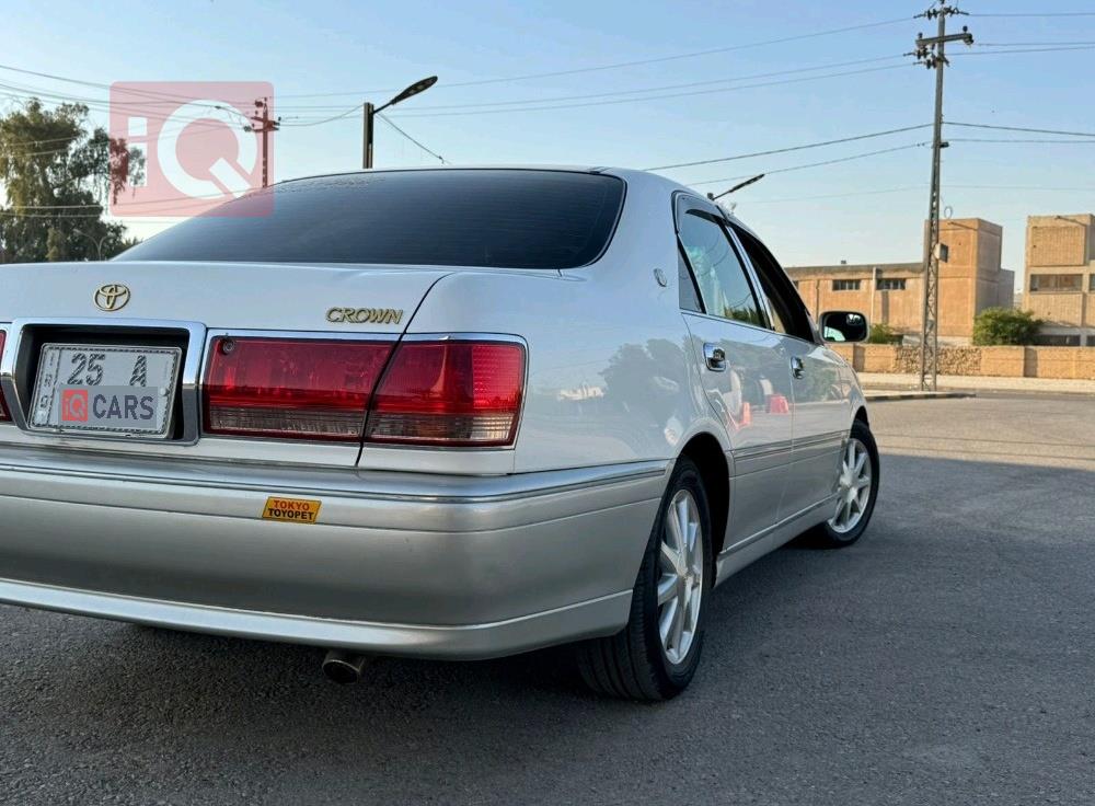 تويوتا كراون